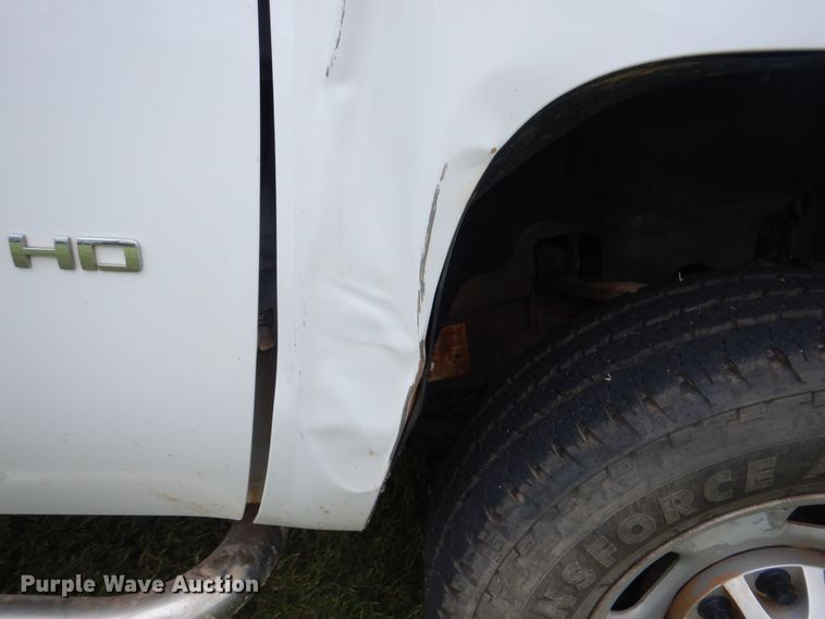 image for item DI0325 2011 Chevrolet Silverado 2500HD  Ext. Cab pickup truck