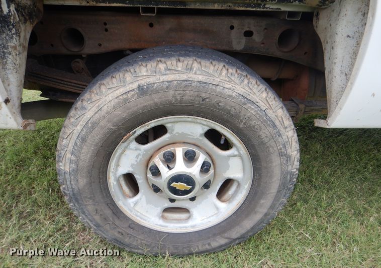 image for item DI0325 2011 Chevrolet Silverado 2500HD  Ext. Cab pickup truck