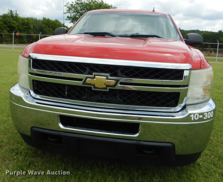 image for item DI0335 2011 Chevrolet Silverado 2500HD  Ext. Cab pickup truck