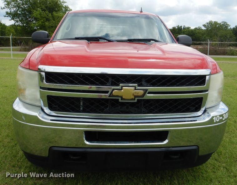 image for item DI0335 2011 Chevrolet Silverado 2500HD  Ext. Cab pickup truck
