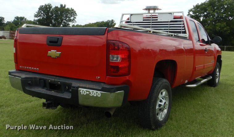 image for item DI0335 2011 Chevrolet Silverado 2500HD  Ext. Cab pickup truck