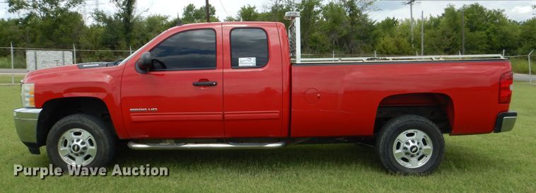image for item DI0335 2011 Chevrolet Silverado 2500HD  Ext. Cab pickup truck