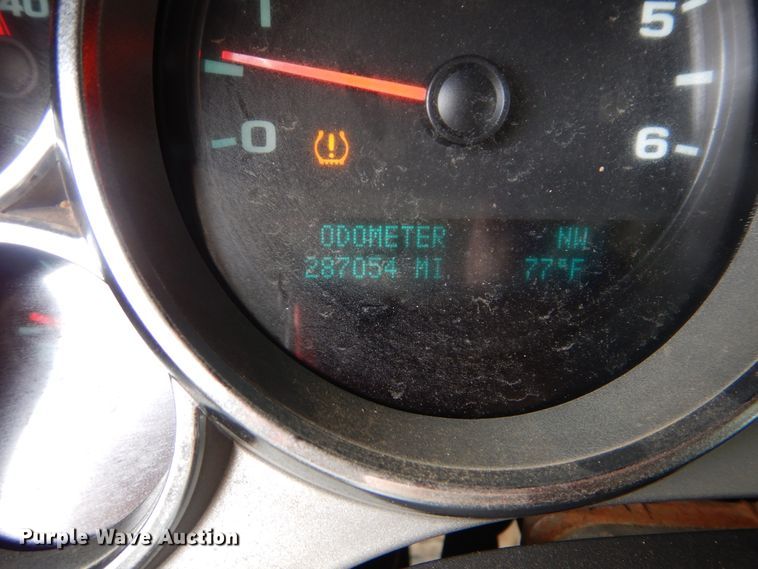 image for item DI0335 2011 Chevrolet Silverado 2500HD  Ext. Cab pickup truck