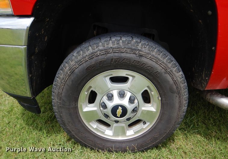 image for item DI0335 2011 Chevrolet Silverado 2500HD  Ext. Cab pickup truck