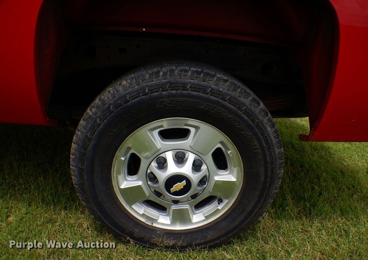 image for item DI0335 2011 Chevrolet Silverado 2500HD  Ext. Cab pickup truck