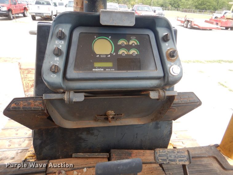 image for item DI0359 2005 Komatsu D37EX  dozer