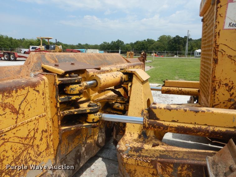 image for item DI0359 2005 Komatsu D37EX  dozer