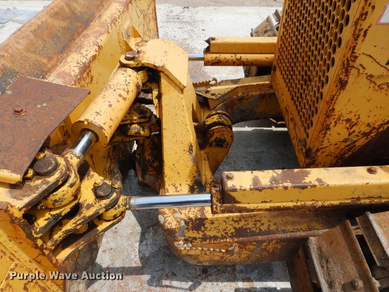 image for item DI0359 2005 Komatsu D37EX  dozer