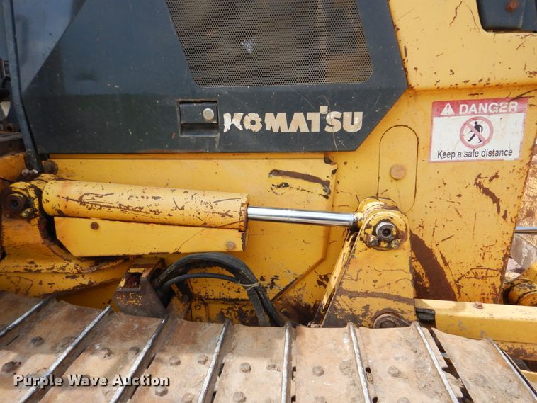 image for item DI0359 2005 Komatsu D37EX  dozer