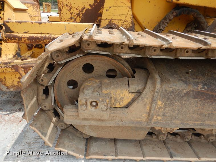 image for item DI0359 2005 Komatsu D37EX  dozer