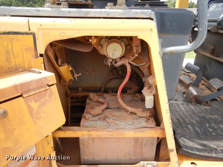 image for item DI0359 2005 Komatsu D37EX  dozer