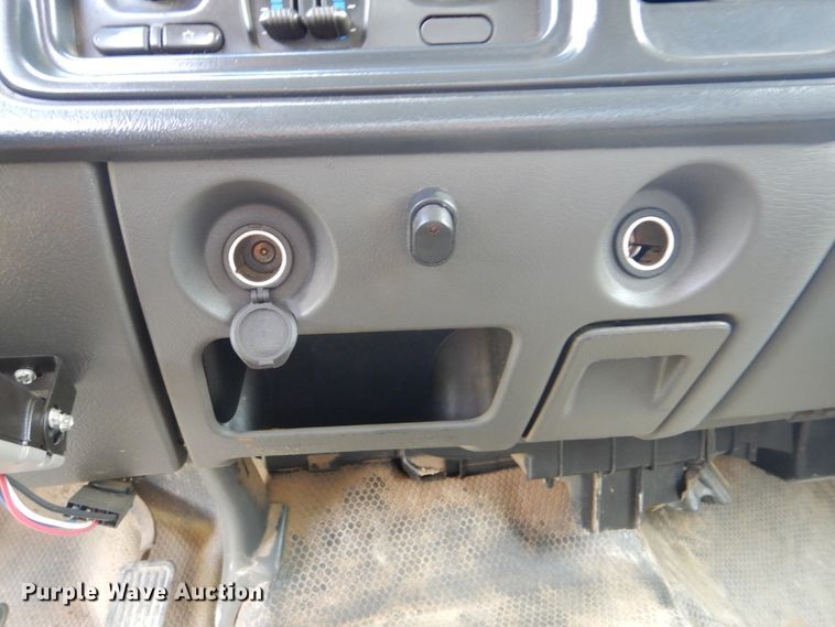 image for item DI0361 2003 Chevrolet Silverado 3500  Crew Cab pickup truck