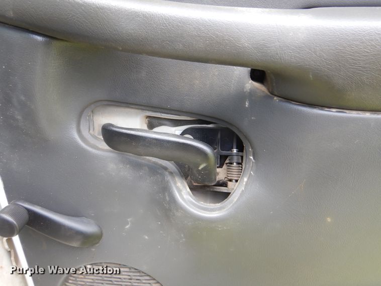 image for item DI0361 2003 Chevrolet Silverado 3500  Crew Cab pickup truck