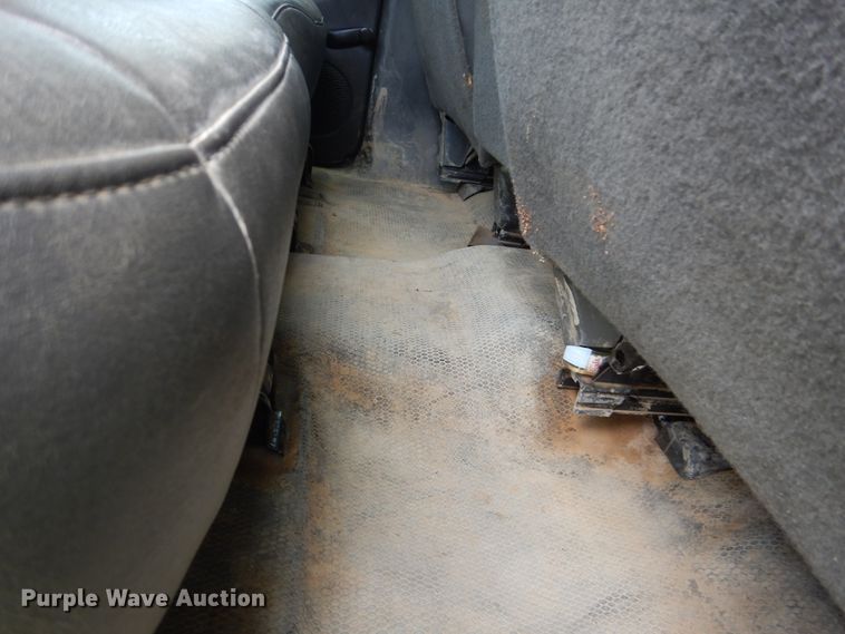 image for item DI0361 2003 Chevrolet Silverado 3500  Crew Cab pickup truck