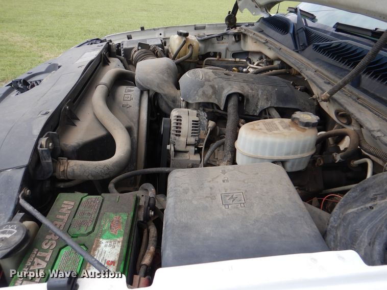 image for item DI0361 2003 Chevrolet Silverado 3500  Crew Cab pickup truck