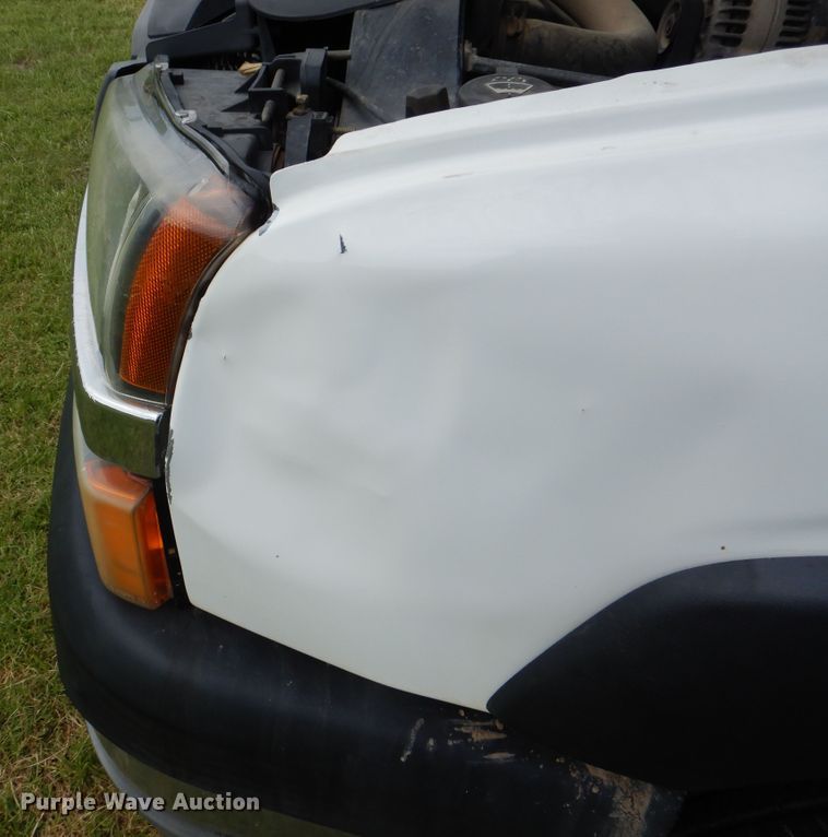 image for item DI0361 2003 Chevrolet Silverado 3500  Crew Cab pickup truck