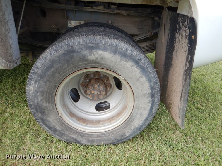 image for item DI0361 2003 Chevrolet Silverado 3500  Crew Cab pickup truck