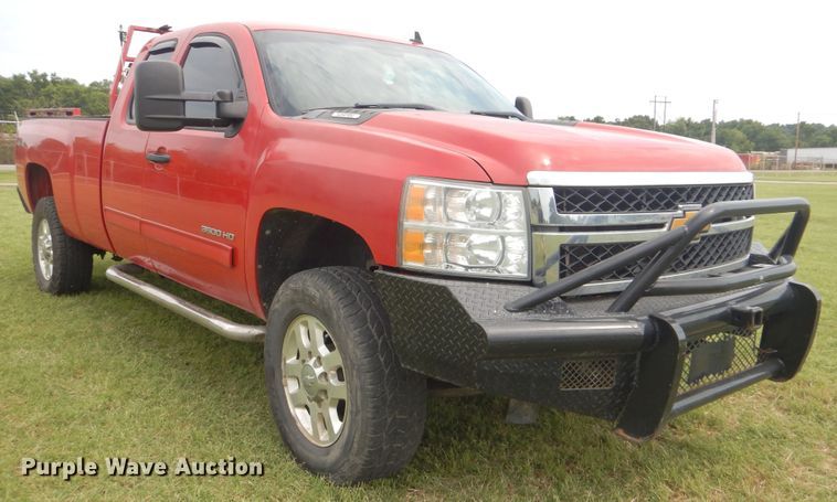 image for item DI0363 2012 Chevrolet Silverado 3500  Ext. Cab pickup truck