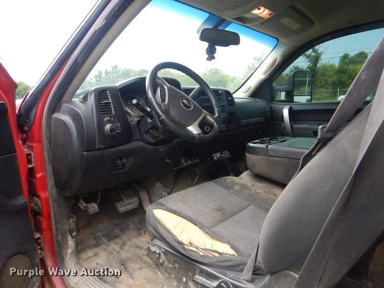 image for item DI0363 2012 Chevrolet Silverado 3500  Ext. Cab pickup truck