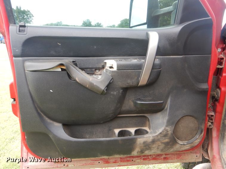 image for item DI0363 2012 Chevrolet Silverado 3500  Ext. Cab pickup truck