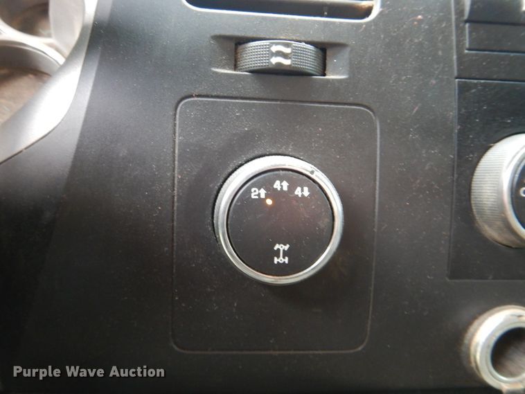 image for item DI0363 2012 Chevrolet Silverado 3500  Ext. Cab pickup truck