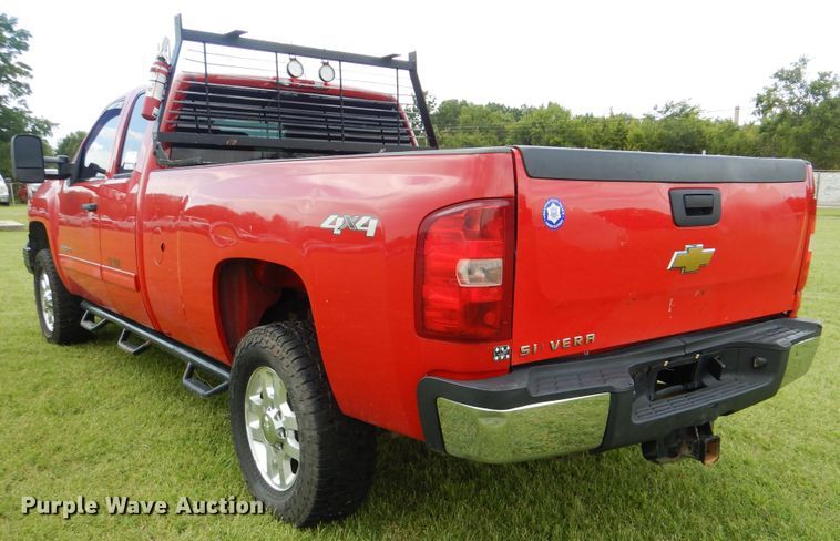 image for item DI0366 2011 Chevrolet Silverado 3500HD  Ext. Cab pickup truck