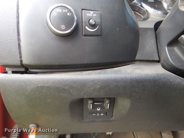 image for item DI0366 2011 Chevrolet Silverado 3500HD  Ext. Cab pickup truck