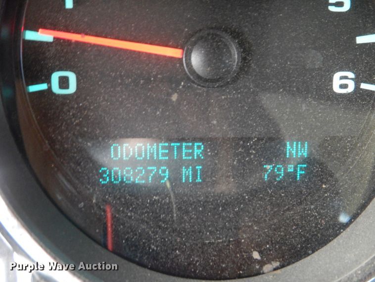 image for item DI0366 2011 Chevrolet Silverado 3500HD  Ext. Cab pickup truck