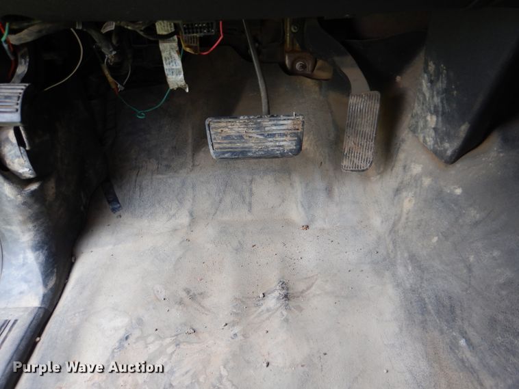 image for item DI0366 2011 Chevrolet Silverado 3500HD  Ext. Cab pickup truck