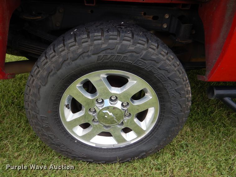 image for item DI0366 2011 Chevrolet Silverado 3500HD  Ext. Cab pickup truck