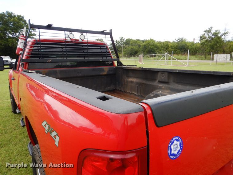 image for item DI0366 2011 Chevrolet Silverado 3500HD  Ext. Cab pickup truck