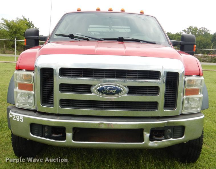 image for item DI0370 2010 Ford F550 Super Duty  SuperCab flatbed truck