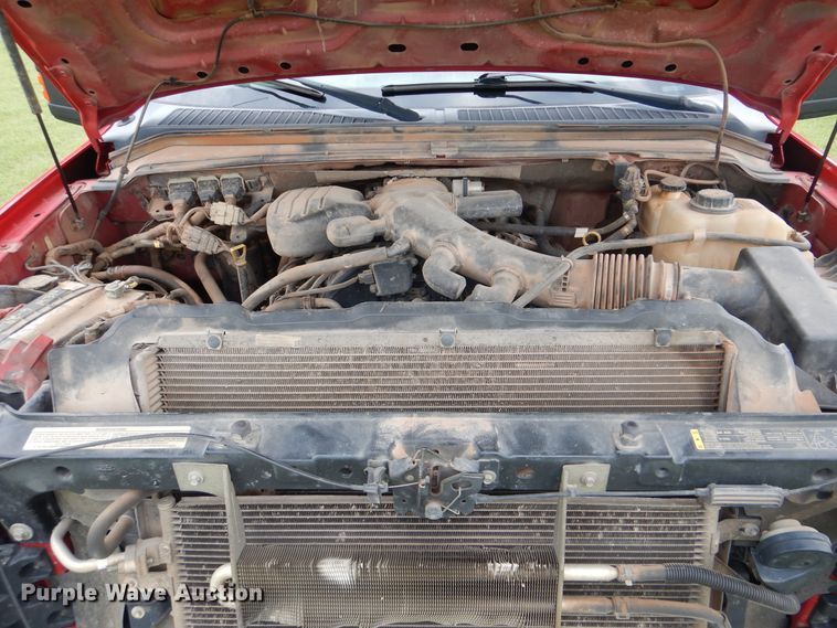 image for item DI0370 2010 Ford F550 Super Duty  SuperCab flatbed truck