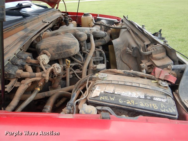 image for item DI0370 2010 Ford F550 Super Duty  SuperCab flatbed truck