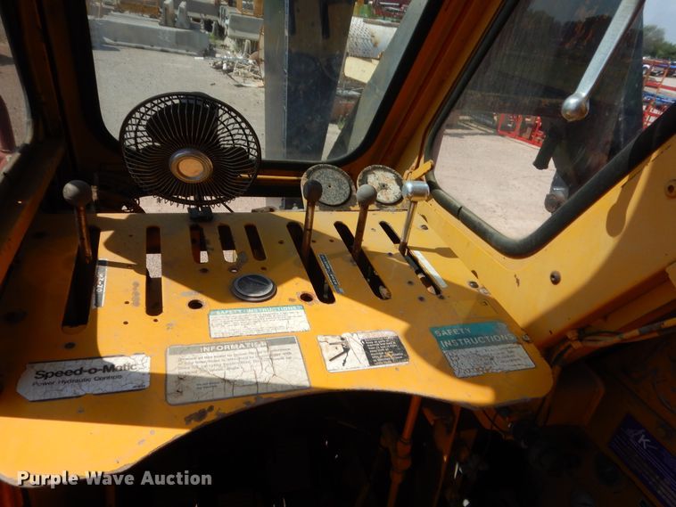 image for item HB9373 1997 FMC Link Belt HC-108C  truck crane