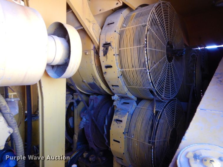 image for item HB9373 1997 FMC Link Belt HC-108C  truck crane