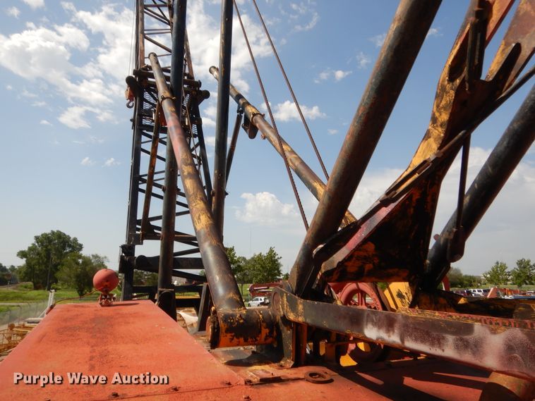 image for item HB9373 1997 FMC Link Belt HC-108C  truck crane