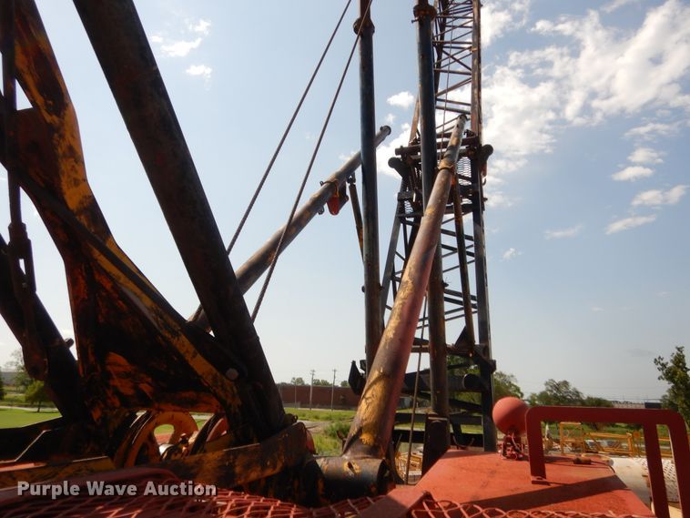 image for item HB9373 1997 FMC Link Belt HC-108C  truck crane