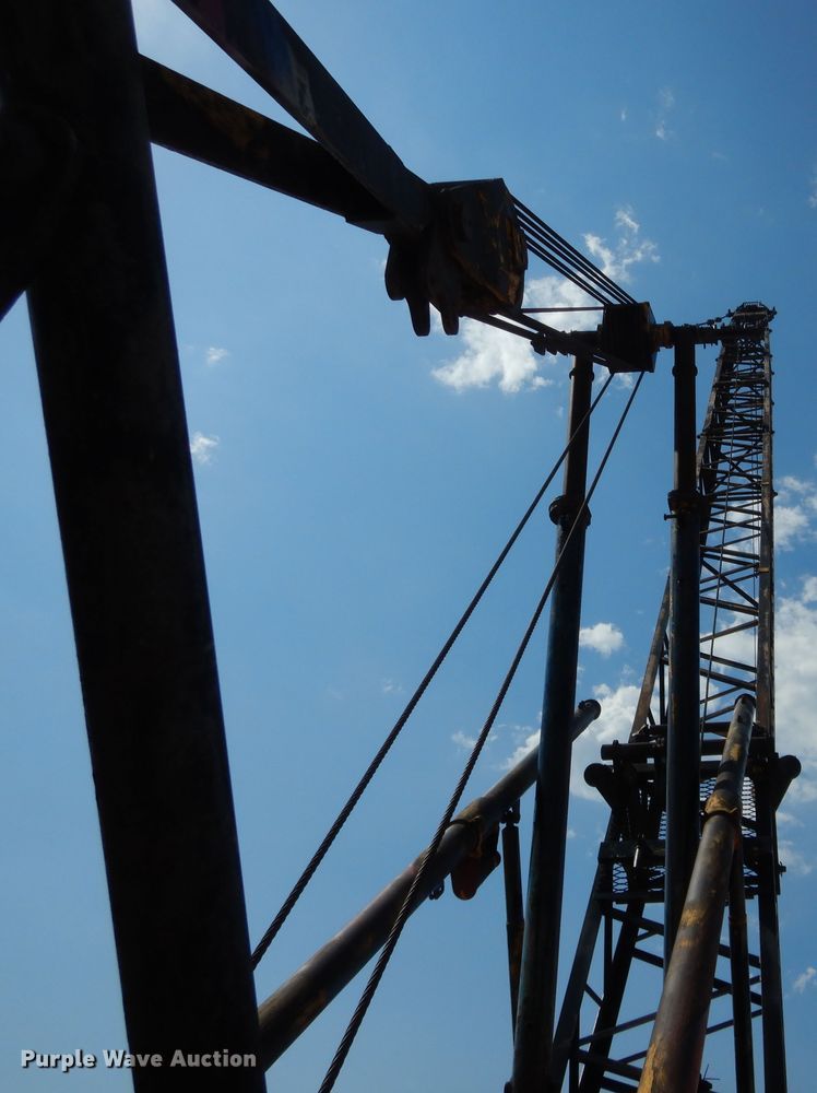 image for item HB9373 1997 FMC Link Belt HC-108C  truck crane