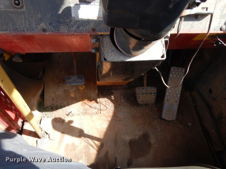 image for item HB9373 1997 FMC Link Belt HC-108C  truck crane