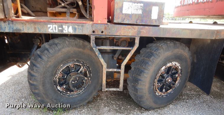 image for item HB9373 1997 FMC Link Belt HC-108C  truck crane