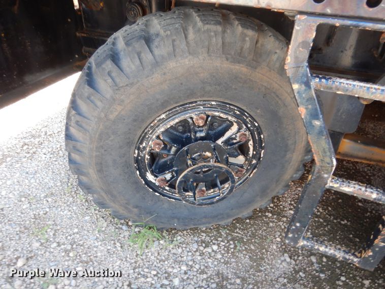 image for item HB9373 1997 FMC Link Belt HC-108C  truck crane