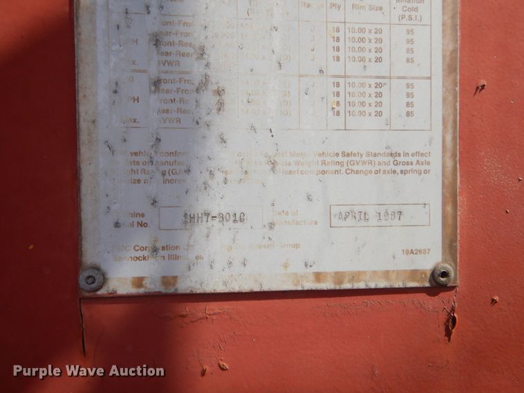 image for item HB9373 1997 FMC Link Belt HC-108C  truck crane