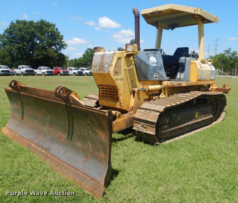 image for item HJ9890 2001 Komatsu D41E  dozer