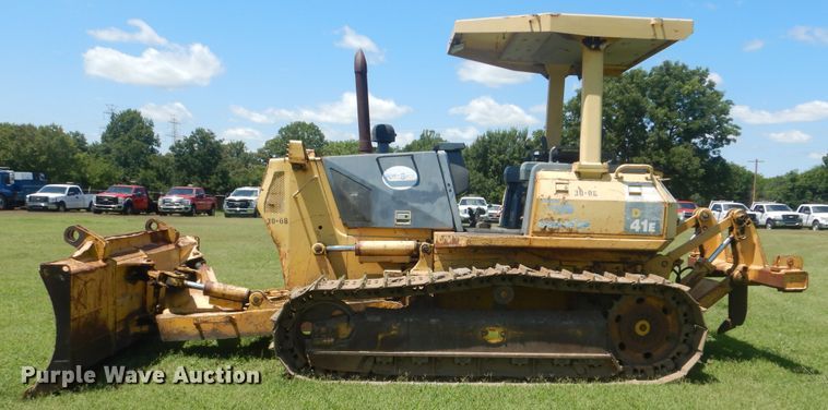 image for item HJ9890 2001 Komatsu D41E  dozer