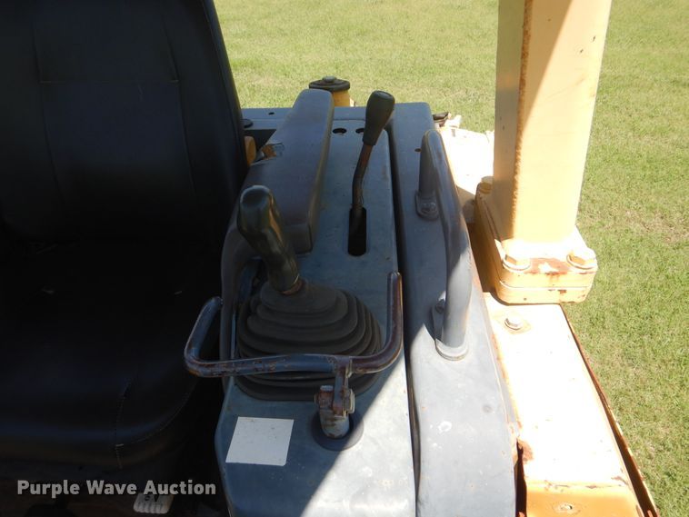 image for item HJ9890 2001 Komatsu D41E  dozer