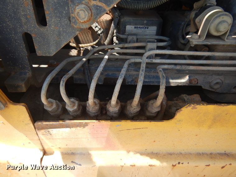 image for item HJ9890 2001 Komatsu D41E  dozer