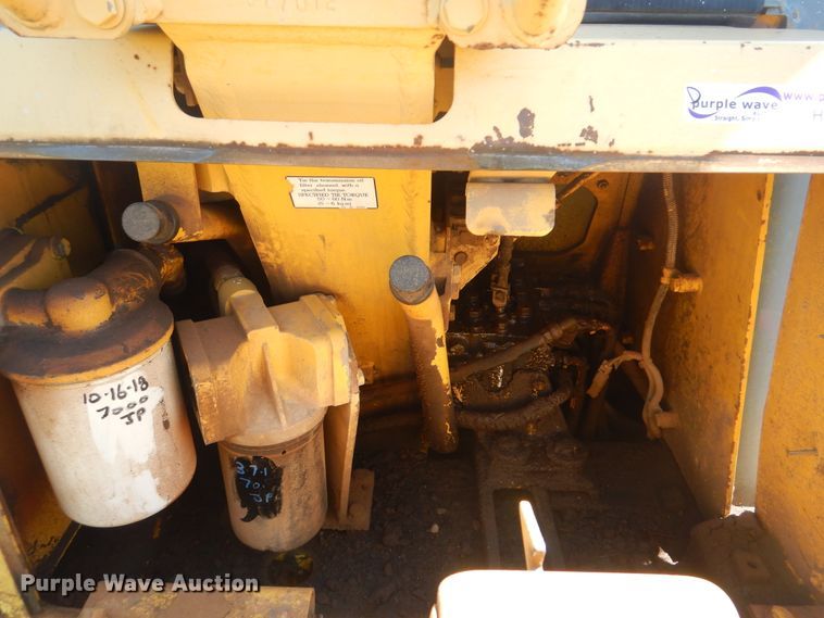 image for item HJ9890 2001 Komatsu D41E  dozer