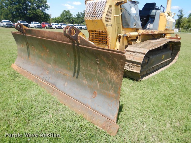 image for item HJ9890 2001 Komatsu D41E  dozer