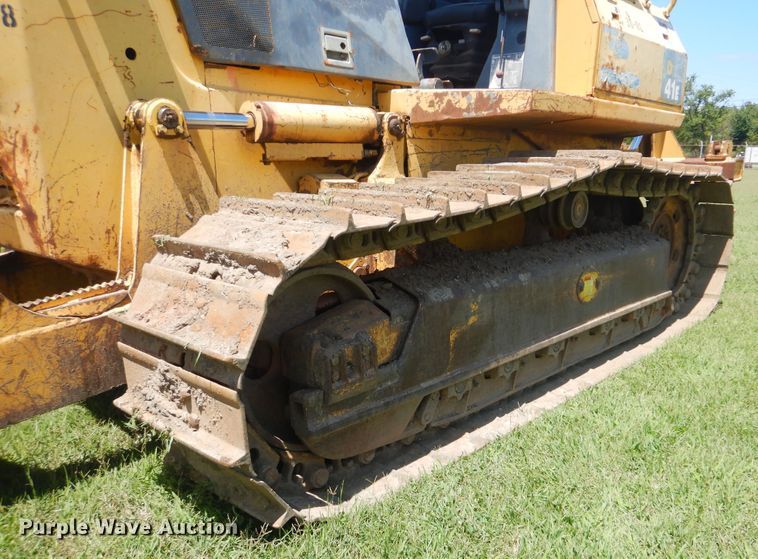 image for item HJ9890 2001 Komatsu D41E  dozer